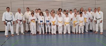 Erfolgreiche Karate-Gürtelprüflinge des TuS Mosella Schweich nach den Gürtelprüfungen im Juni 2026.